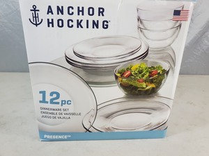 New Anchor Hocking 12 Piece Dinnerware Set
