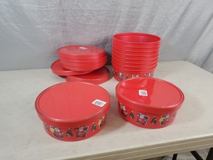 10 New Holiday Treat Containers with Lids