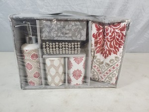 New 16 Piece Bathroom Set