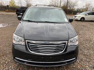 2012 Chrysler Town & Country Touring