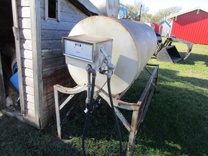 300 gal Fuel Tank & Stand