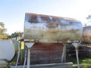 300 gal Fuel Tank & Stand