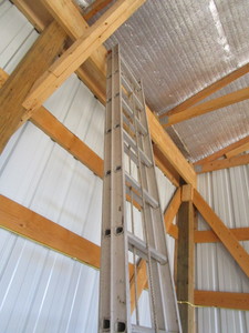 24 Alum Extension Ladder & 6 Wood Step Ladder
