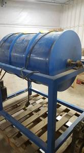 lot 33 image: 55 GALLON DRUM TUMBLER