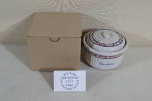 lot 22 image: Red Wing Collector Society 1996 Convention Souvenir Stoneware Cookie Jar