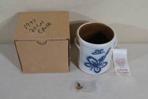 lot 23 image: Red Wing Collector Society 20 Year Miniature Stoneware Crock