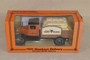 lot 61 image: Ertl 1931 Hawkeye Delivery Die Cast Truck - Fleet Farm