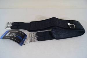 lot 85 image: Professionals Choice VenTech English Saddle Girth - Black