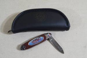 lot 110 image: Franklin Mint Collector Pocket Knife - 1950 Ford Custom Deluxe Woody Wagon