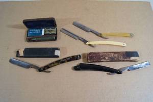 lot 119 image: Assorted Vintage Straight Razors