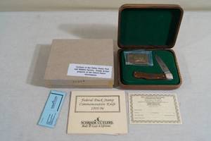 lot 113 image: Schrade Cutlery 199596 Federal Duck Stamp Commemorative Knife