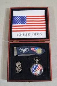 lot 114 image: Pocket Knife and Pocket Watch Set