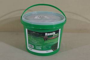 lot 136 image: Ramik Green Mini Bait Packs