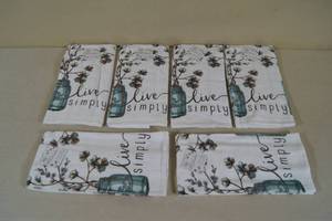 lot 145 image: Live Simply Terry Towels