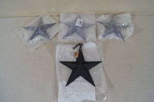 lot 165 image: Metal Star Decorative Ornaments - 8