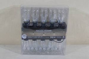 lot 160 image: Cleveland Vintage Lighting Edison Style Bulb Light Set