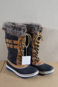 lot 177 image: Globalwin Ladies Lined Boots - Size 7-12
