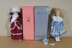 lot 188 image: 2 Collector Dolls - Hello Dolly, Victoria