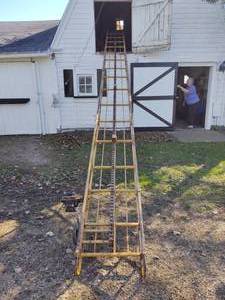 Elevator with Motor