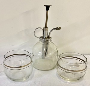 lot 121 image: Vintage Percolators and More