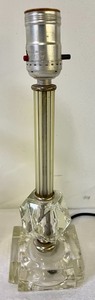 lot 96 image: 2 Vintage Lamps