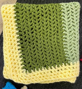 lot 93 image: 4 Afghan Throws