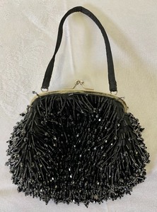 lot 99 image: 3 Vintage Purses