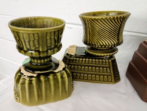 lot 44 image: Assorted Vintage Planters