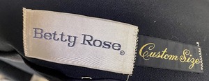 lot 133 image: Betty Rose Classy Black Fur Colored Coat