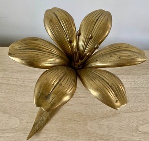 lot 160 image: Vintage Brass Figurines
