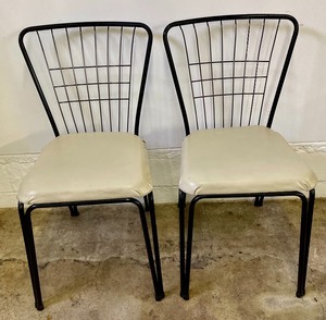 lot 61 image: 4 Vintage Chairs