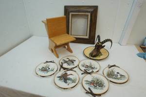 doll chair, duck art