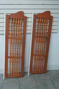 saloon doors