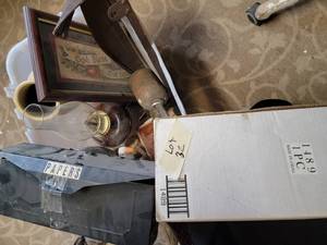 Tote of old lanterns, home dcor, ...
