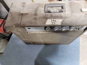 Vintage Portable record and radio p...