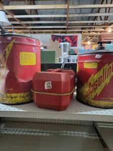 3 Metal gas cans 5gal,2.5 gal, 6 ga...