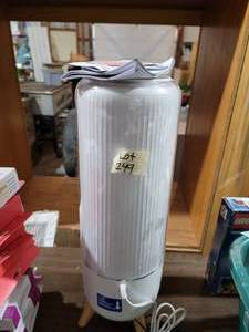Total Comfort Ultrasonic humidifier...