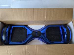 lot 348 image: AOB 36V HoverboardSelf-Balancing Scooter with Bluetooth Speakers  Blue Chrome