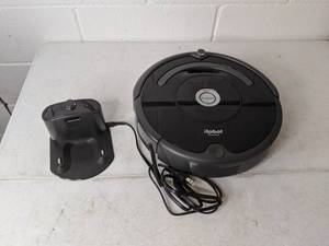 lot 305 image: iRobot Roomba 675 Wi-Fi Connected Robot Vacuum
