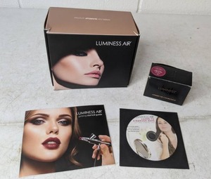 lot 381 image: Luminess 4-in-1 Silk Airbrush Foundation System