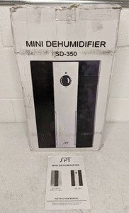 lot 372 image: SPT Mini Dehumidifier