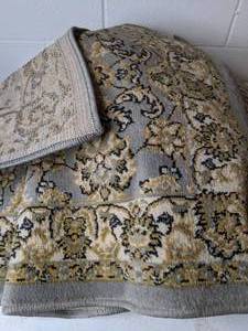 lot 379 image: Superior Elegant Lille 2.7 x 8 Runner Rug