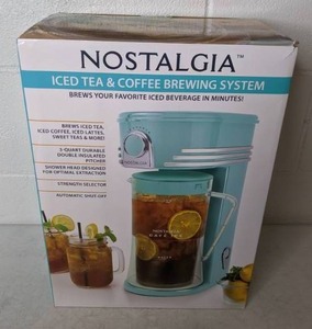 lot 380 image: Nostalgia CIT3PLSBK 3-Quart Iced Tea and Coffee Brewing System with Plastic Pitcher, Aqua