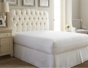 lot 173 image: Home Collection Premium Bed Bug And Spill Proof Zippered Mattress Protector -Full Size