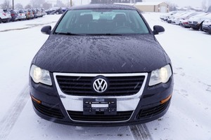 lot 23 image: 2008 Volkswagen Passat