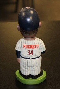 lot 10 image: Minnesota Twins Kirby Puckett Bobblehead Figure