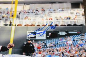 lot 38 image: Minnesota Twins Robbie Grossman 12x8 Autograph Photo