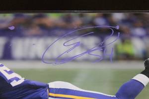 lot 56 image: Minnesota Vikings Erick Kendricks Autograph 20x16 Photo
