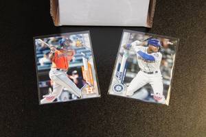 lot 61 image: 2020 Topps Opening Day Complete Set  200 Cards