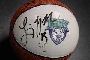 lot 84 image: Minnesota Lynx Lindsay Whalen Autograph Mini Ball